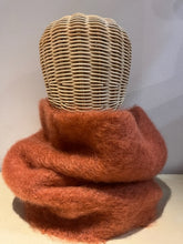 BUNTER KRAGEN AUS MOHAIR