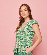 Grünes faires Oberteil