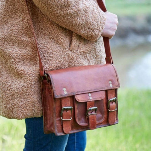 Bolso pequeño de cuero estilo vintage