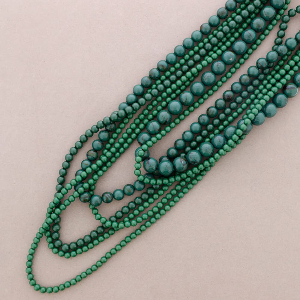 Collana multifilo con perle in resina
