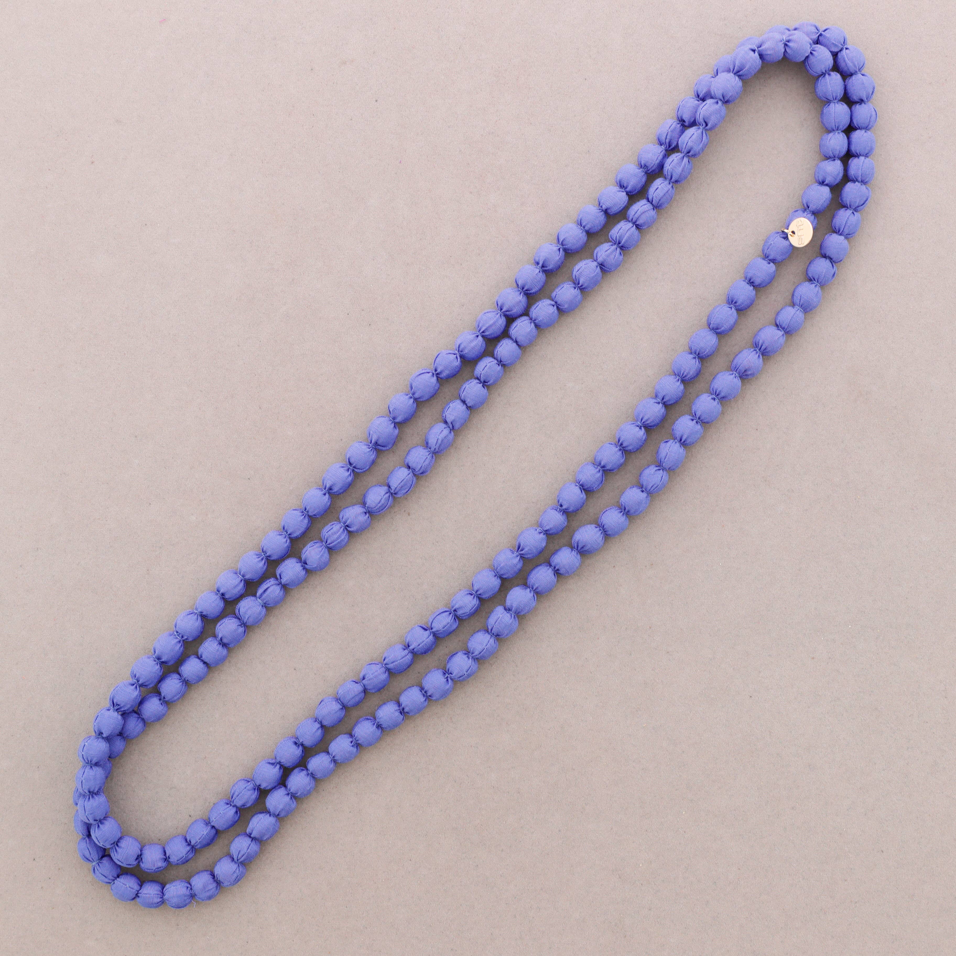 Lange Halskette mit beschichteten Kugeln, 8 mm x 1,5 m (A)