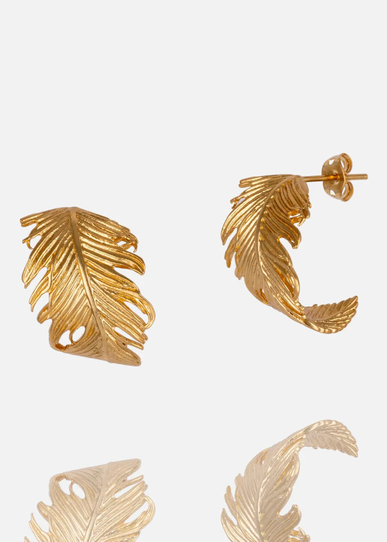 Leaf-shaped hoop earrings