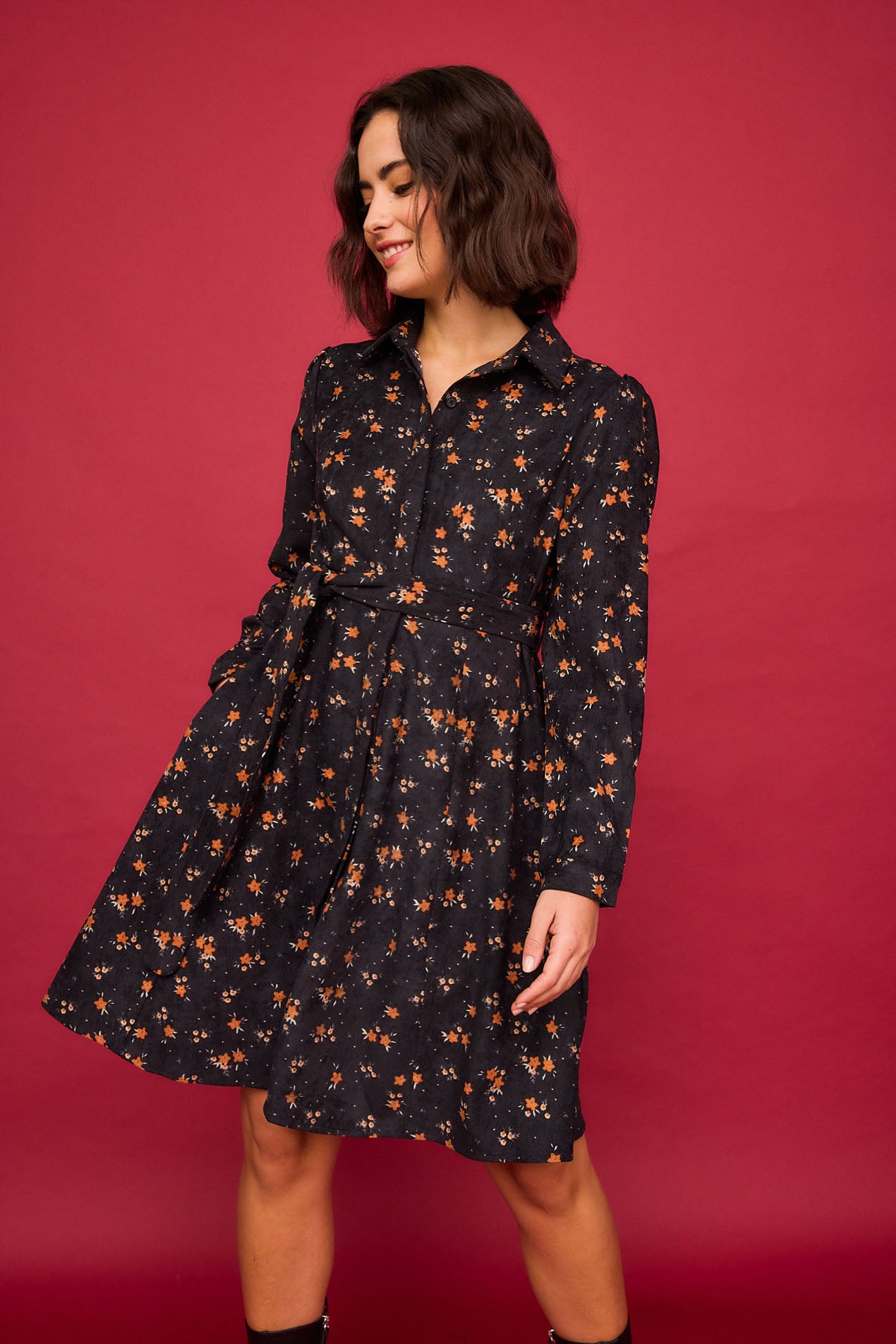 Vestido Corto Lago Negro