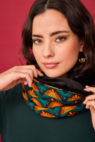 Neck Collar Oi25 Green Triangle