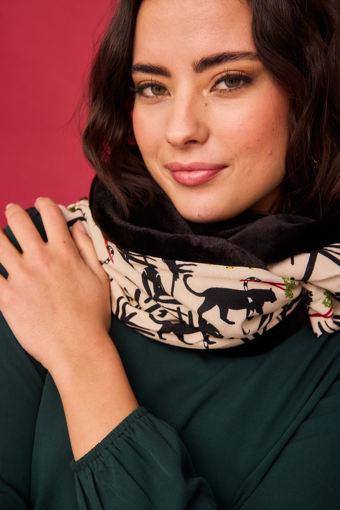 Oi25 Jungle Neck Collar