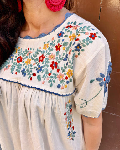 Kurzes grünes Tossa-Kleid
