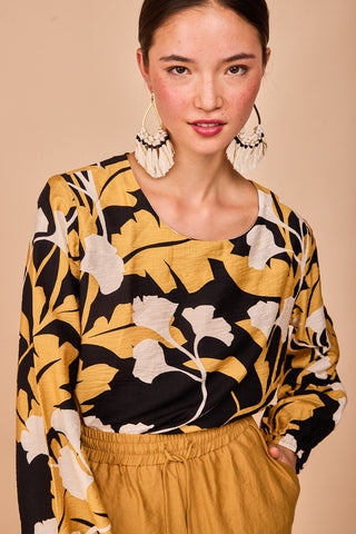 Black Flower Pointed Shirt