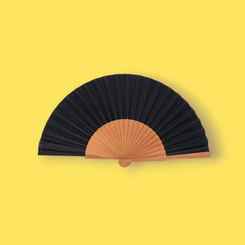 Spanish hand fan · Pear wood with cotton fabric · 23 cm