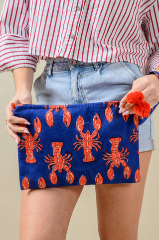 Wristlet handbag with lobster design