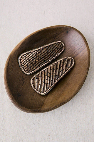 Horquillas bordadas en resina