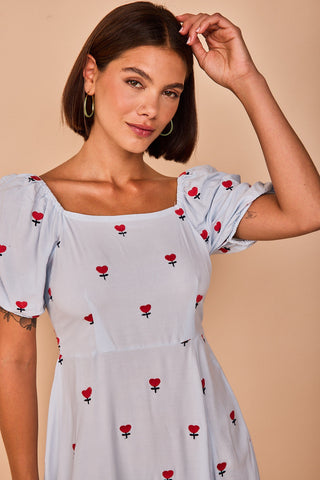 Vestido Berro Corazón Bordado